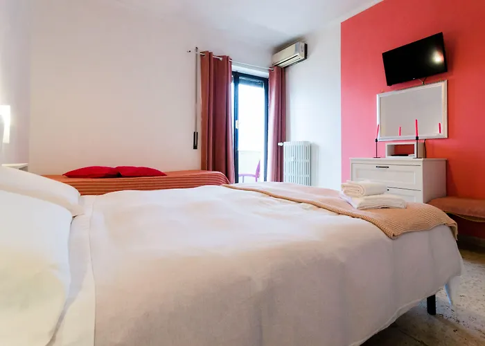 Piramide Terrace 3*